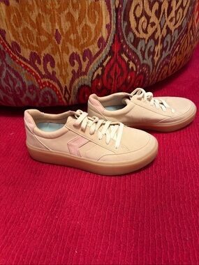 Dr. Scholl's Women's Low-Top Sneakers in Blush Pink and Tan